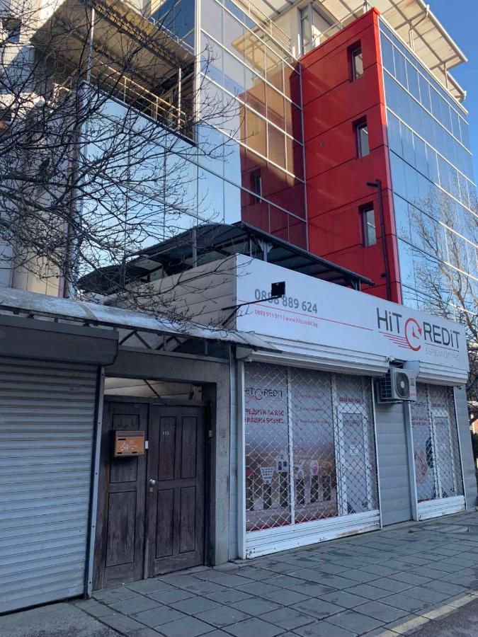 Lilia 3 Self-Check In Apartment With Hot Water Despite Prevention In The Neighborhood, Food And Drink Shop Open Until 10 Pm And Free Parking Area Next Ot 24 Hours Food And Drink Shop And Free Parking Area Sofia Extérieur photo