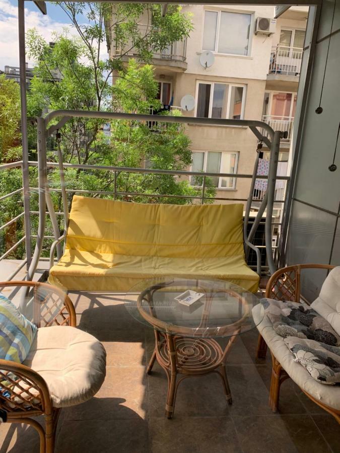 Lilia 3 Self-Check In Apartment With Hot Water Despite Prevention In The Neighborhood, Food And Drink Shop Open Until 10 Pm And Free Parking Area Next Ot 24 Hours Food And Drink Shop And Free Parking Area Sofia Extérieur photo